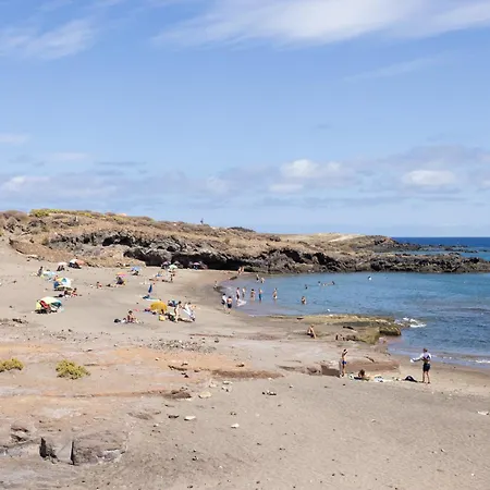 Home2book Nordic Stay, Pool & Waves In شقة