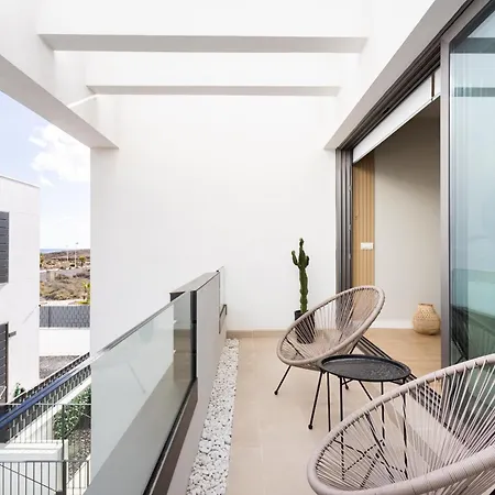 Home2book Nordic Stay, Pool & Waves In *