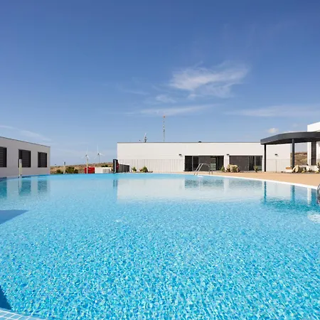 Home2book Nordic Stay, Pool & Waves In Lägenhet *
